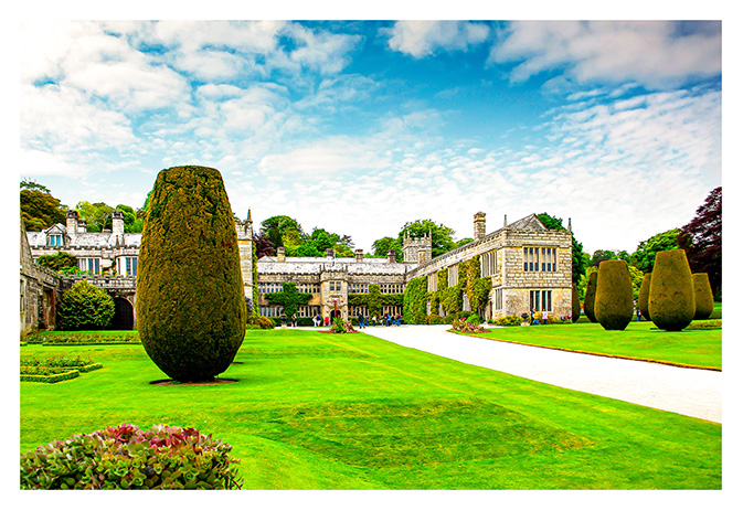 I have been browsing my photographic archives and found a lot of photos that had me reminiscing about the places that I have visited and the good times I have had following my love of photography. Hence I have called this show �Just Reminiscing� I hope you enjoy this show as much as I have enjoyed making it... Click to view...